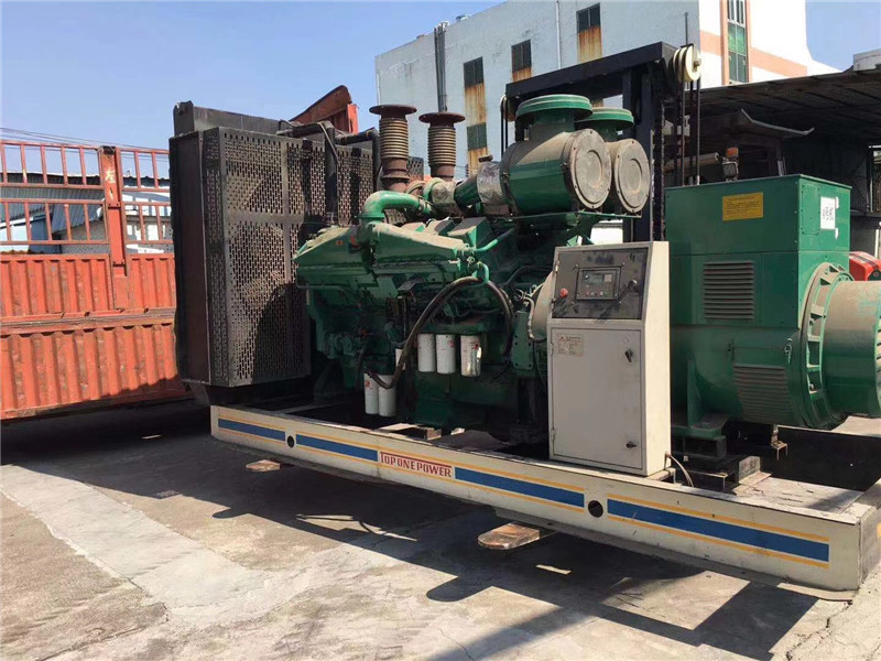 九江如何判断柴油发电机组的机油温度是否达到了合适的预热温度？